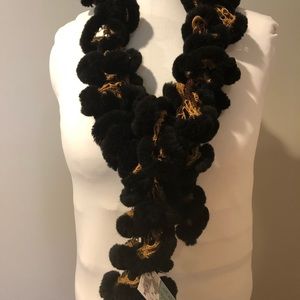 Ladies Black and Brown Scarf